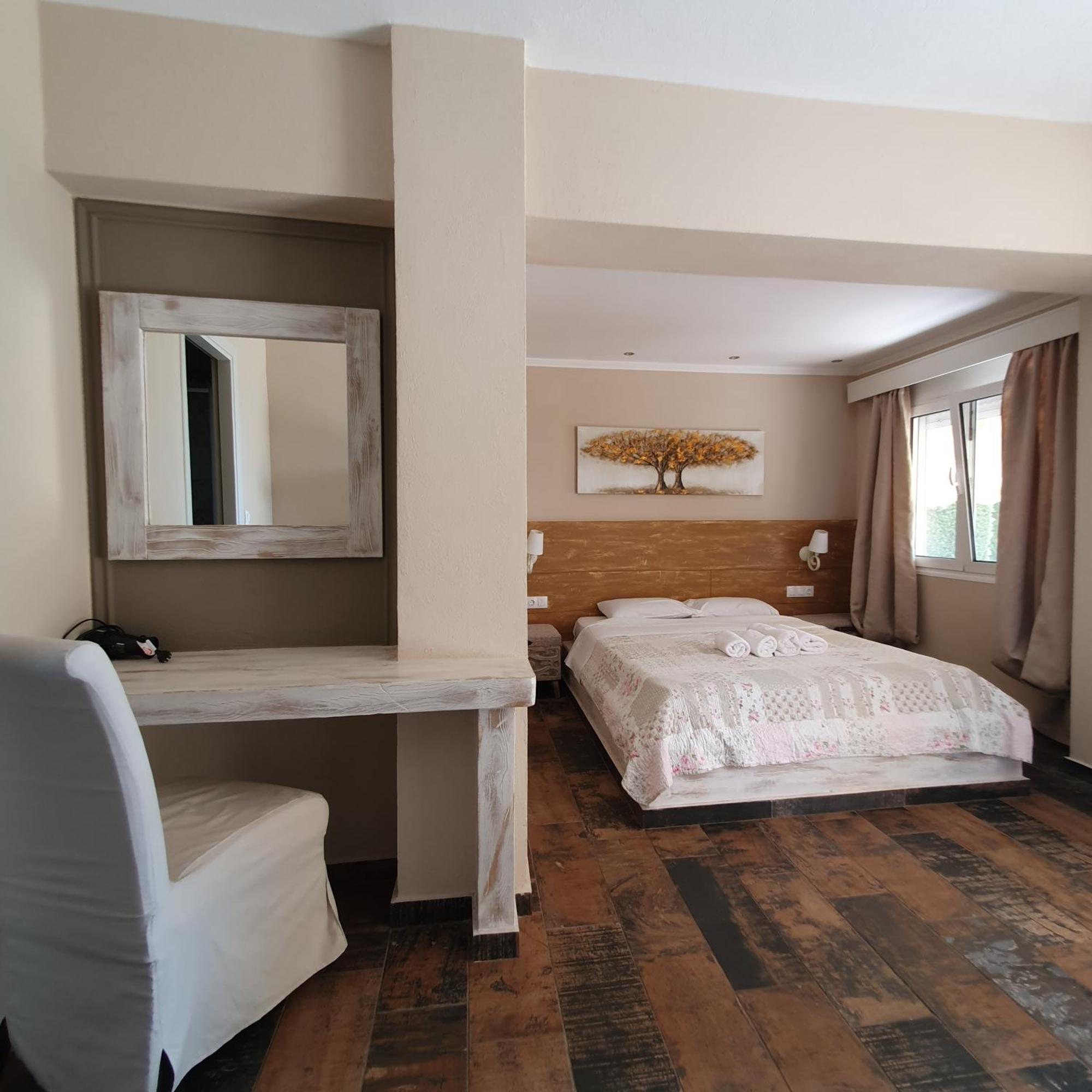Agrili Apartments & Rooms Elia Nikitis Room photo
